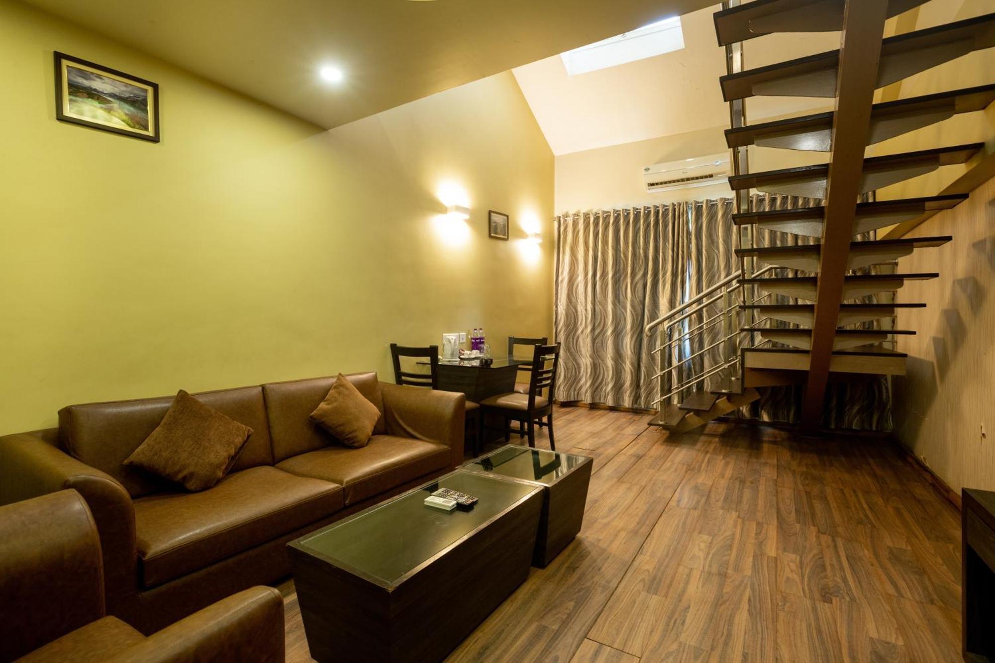Zaras Resort Khandala Lonavala Eksteriør billede