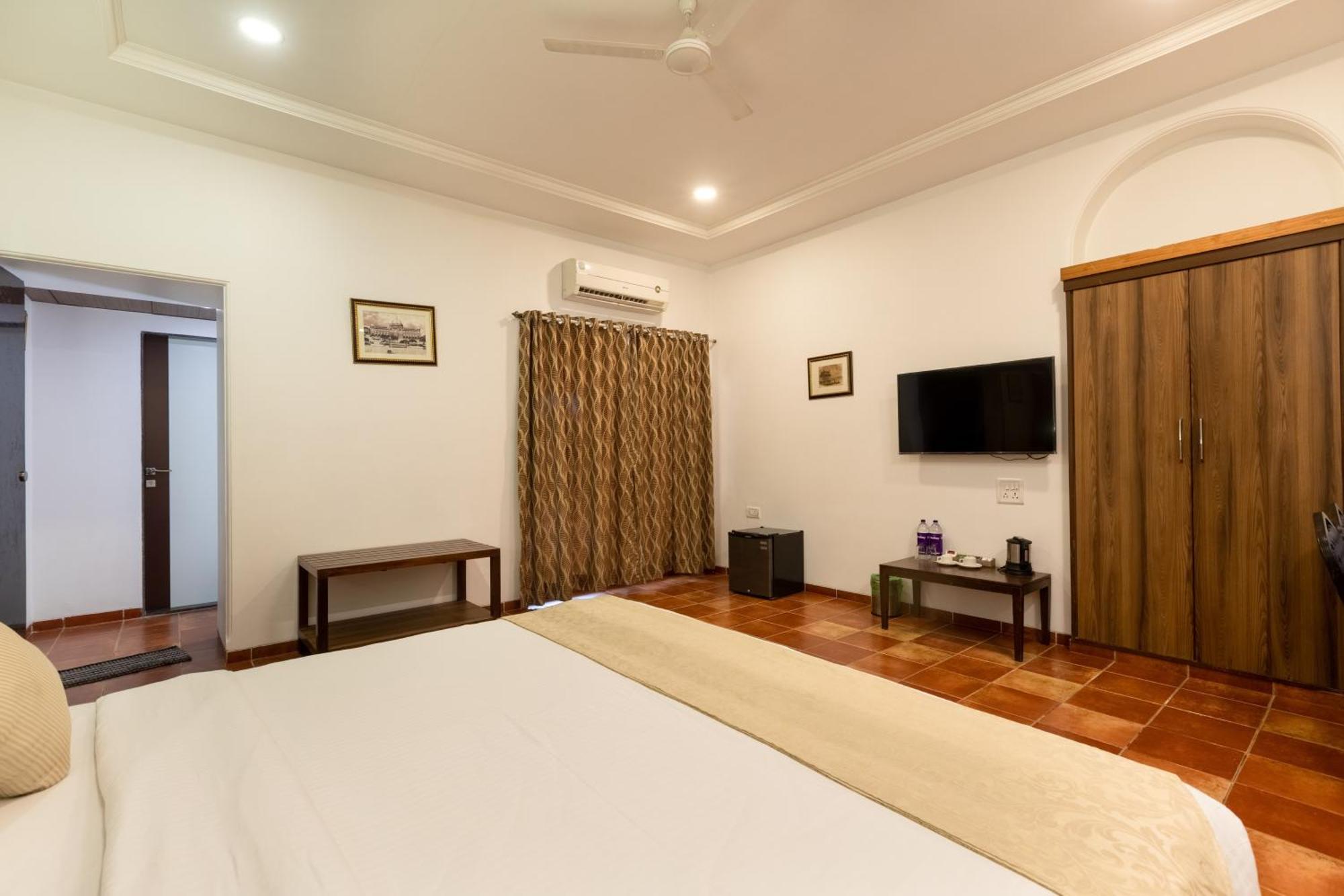 Zaras Resort Khandala Lonavala Eksteriør billede